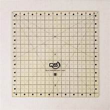 [QS-RUL10.5] Quilters Select Non-Slip Ruler 10.5" x 10.5"